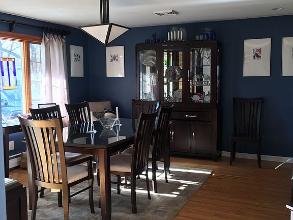 3rd image of 30 Marlin Dr