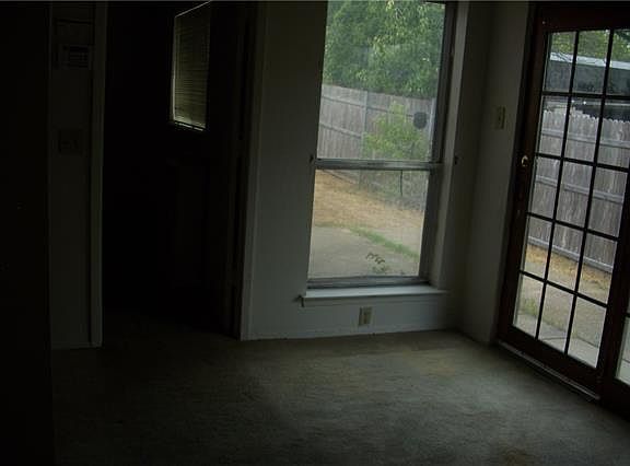 5th image of 1455 Brook Meadow Cir