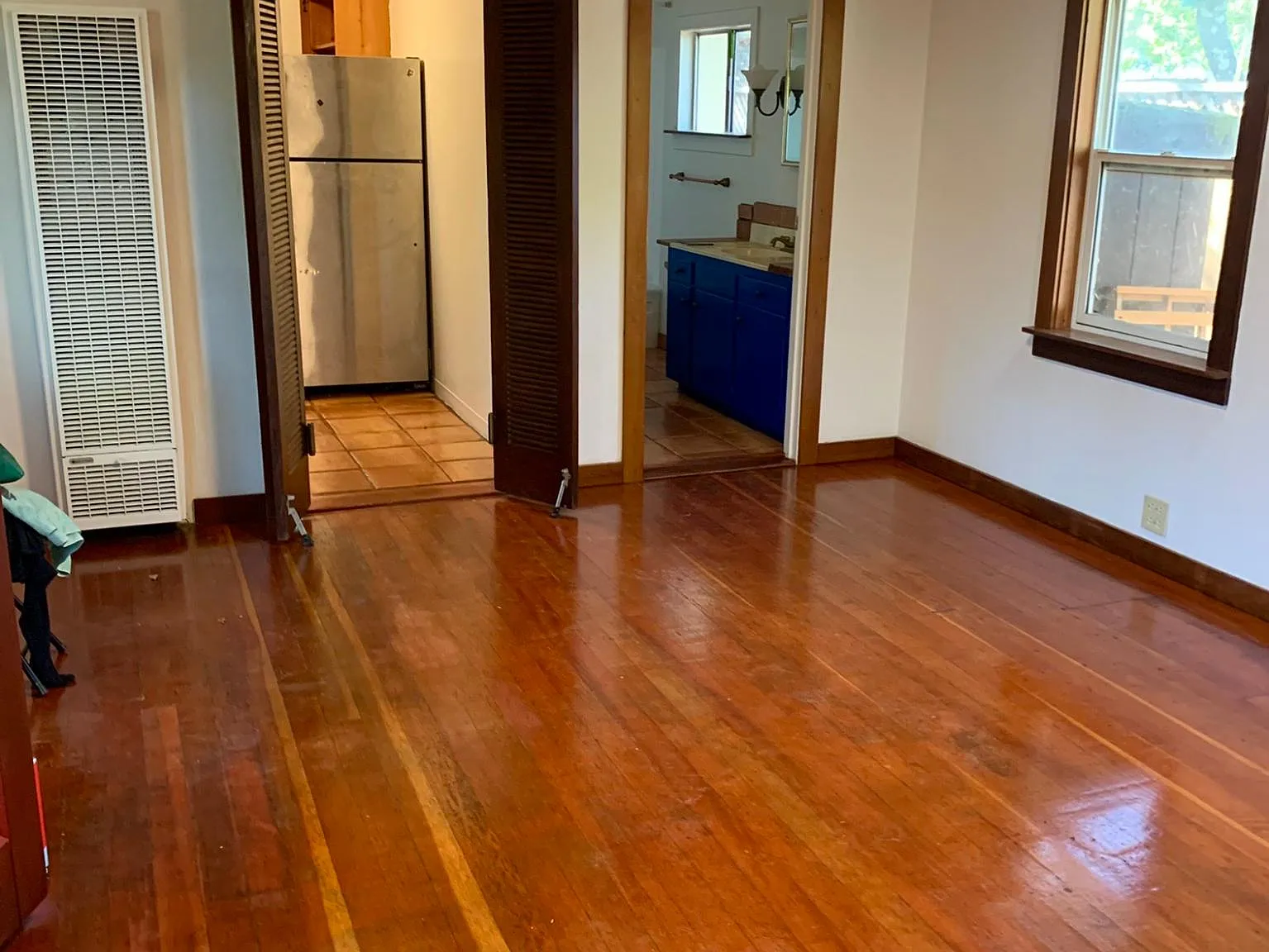 18300 Clayton Ave — Photo 1