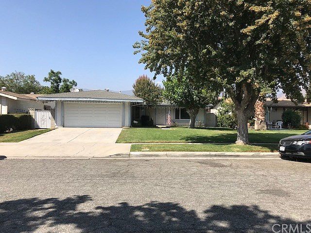 1st image of 2158 E Bessant St