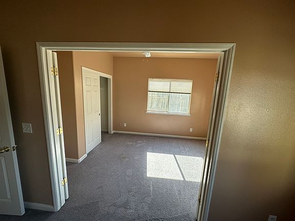 2nd image of 286 N Shelly Ave