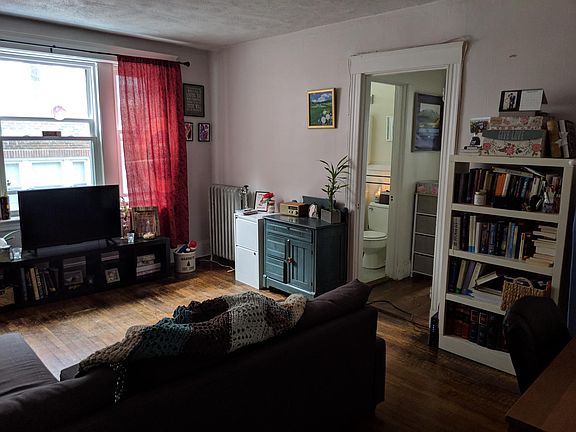 3rd image of 1615 Commonwealth Ave APT 27D