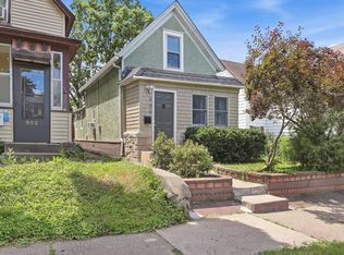 900 Geranium Ave E, Saint Paul, MN 55106