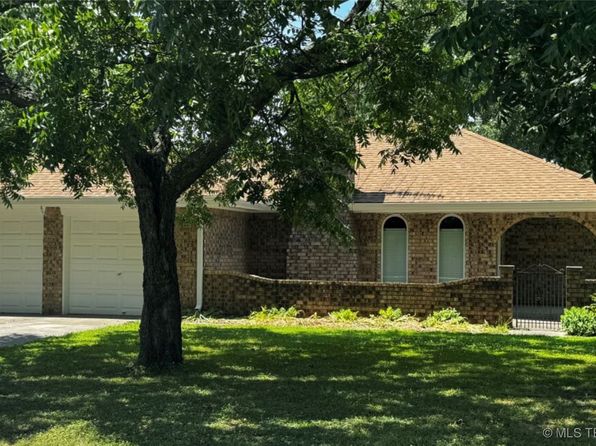 316 Jan Dr, Stratford, OK 74872