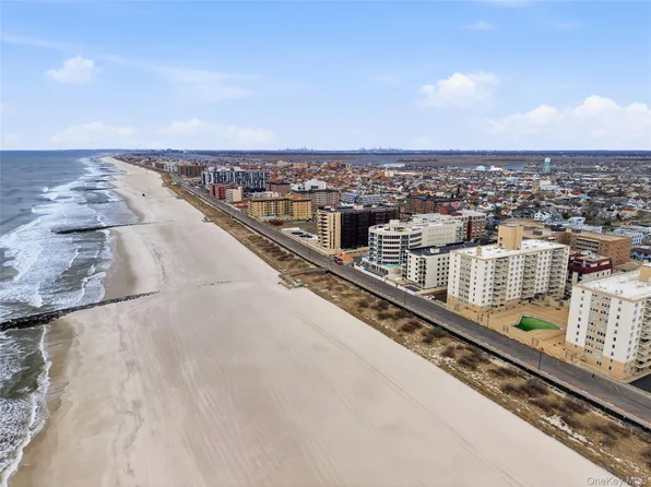 420 Shore Road #3M, Long Beach, NY 11561