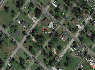 1830 6th St, Port Arthur, TX 77640