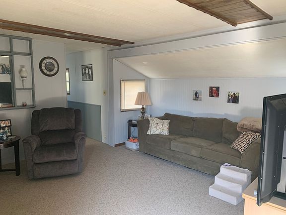 5th image of 2705 Saint Vincents Ave #13A