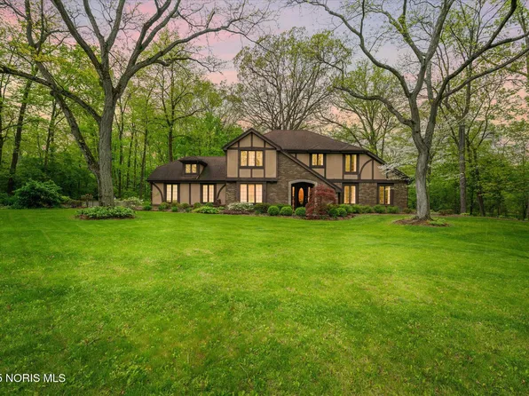 26101 Willowbend Rd, Perrysburg, OH 43551