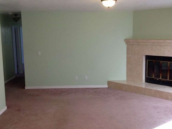 2nd image of 4817 Zinfandel Ave