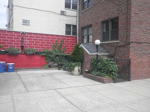 2nd image of 8510 13th Ave APT 2
