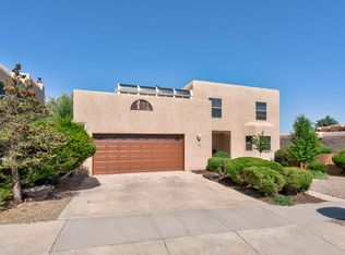3212 Nizhoni Dr, Santa Fe, NM 87507