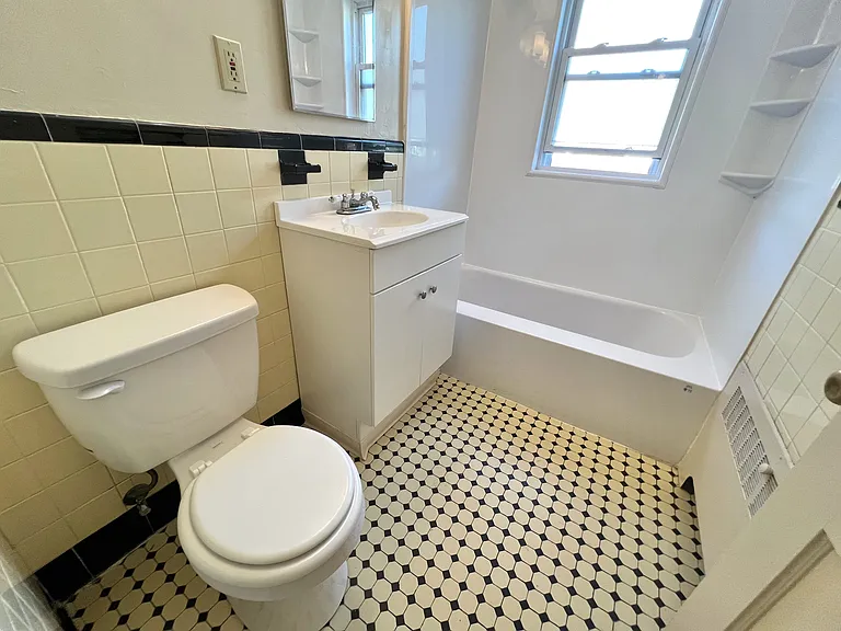 81 Fuller St #1 — Photo 10