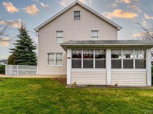 2872 Lockport Rd, Sanborn, NY 14132