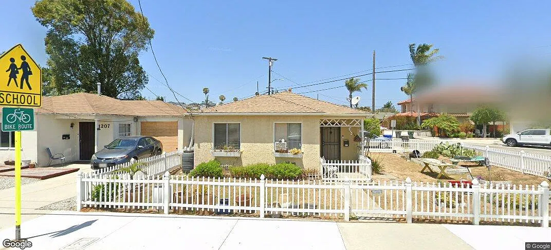 2 bed, 801 sqft, $3,800 — Photo 1