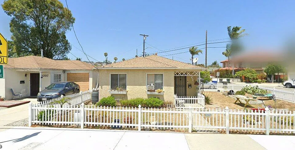 1209 Lilienthal Ln