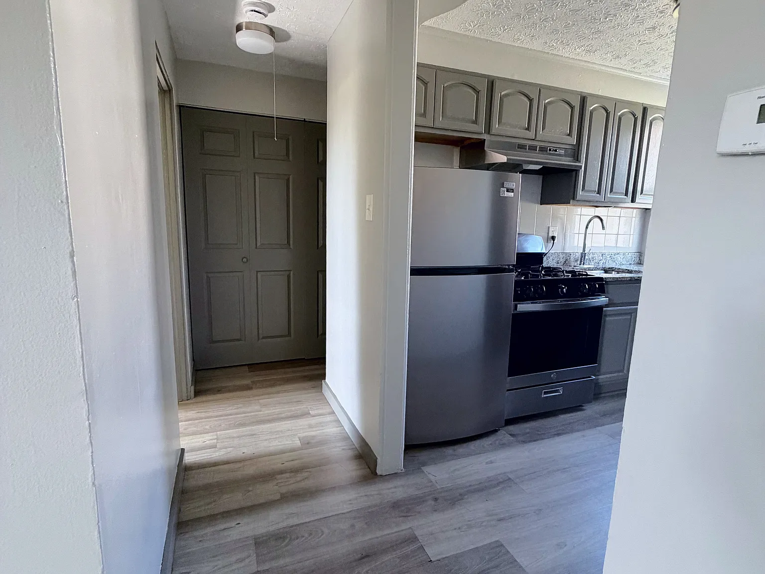 1 bed, 650 sqft, $1,250 — Photo 2