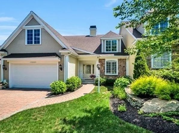 17 Ivana Dr Unit 17, Andover, MA 01810