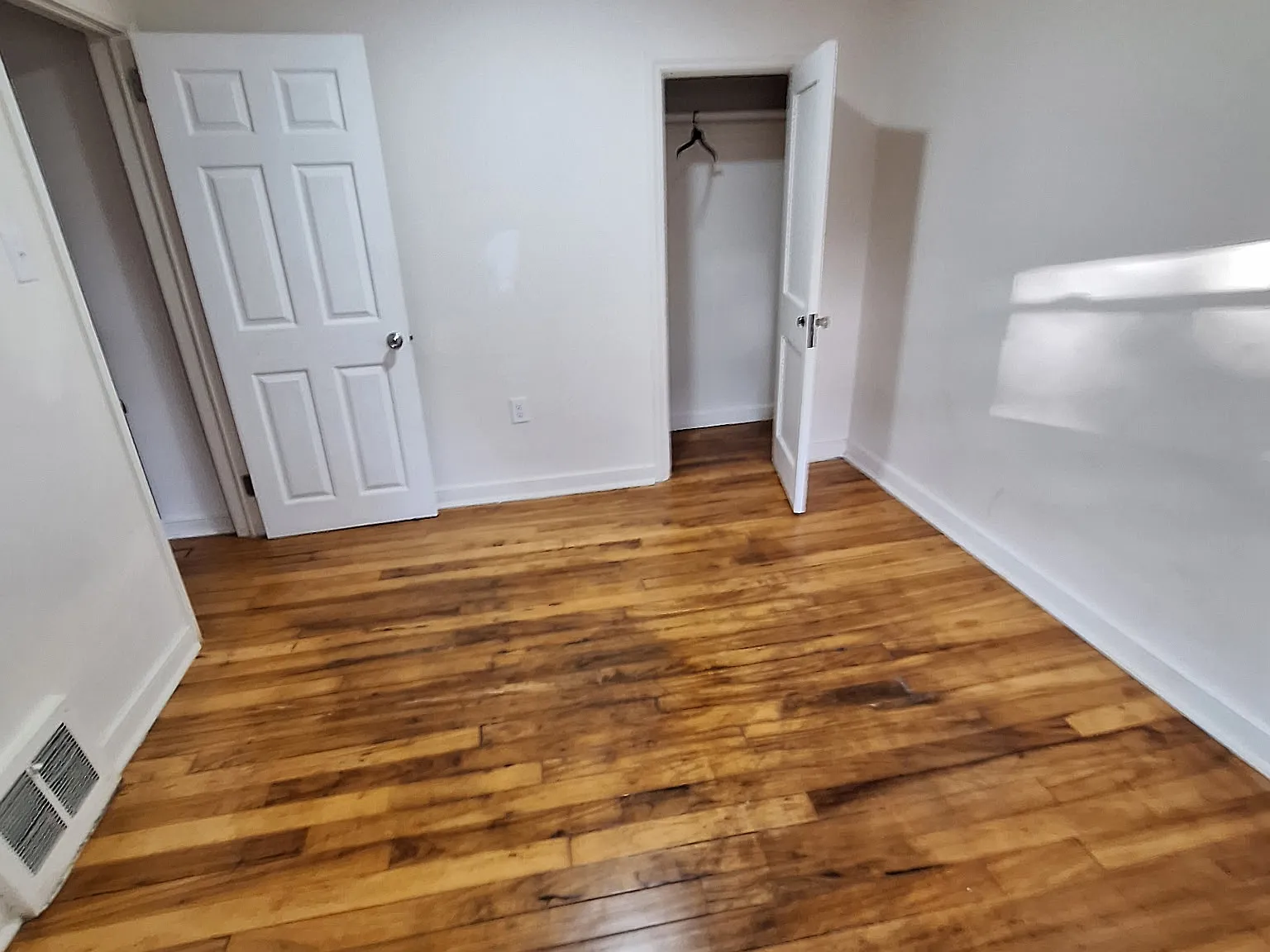 3 bed, 1116 sqft, $1,800 — Photo 4