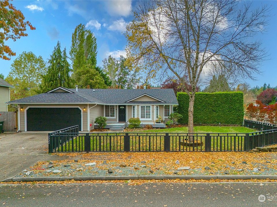 1st image of 2426 20th Street SE