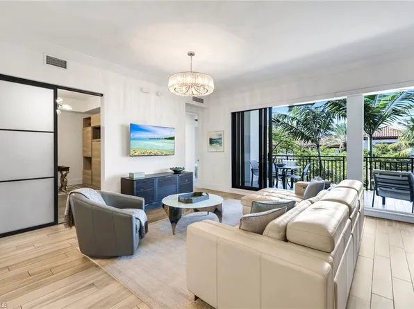 1035 3rd AVE S #305, NAPLES, FL 34102