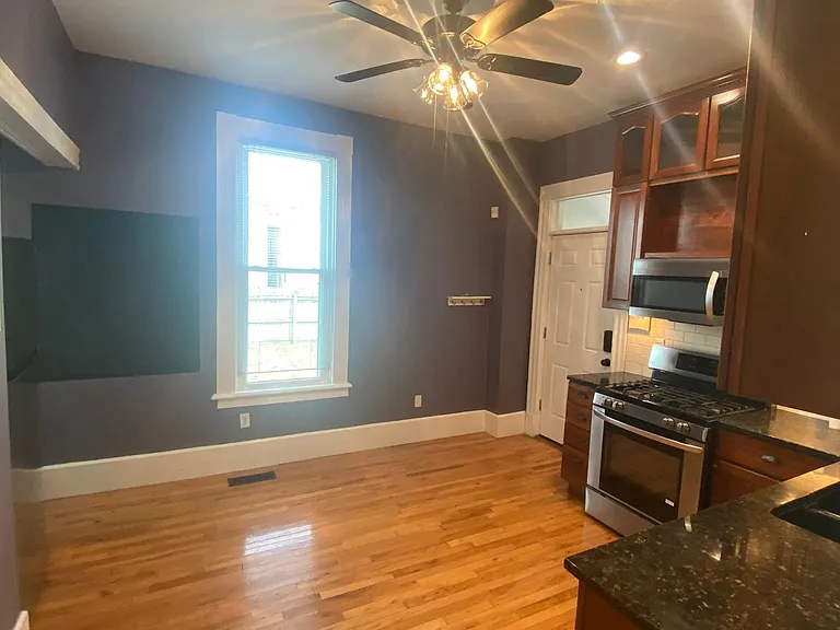80 King Ave — Photo 39