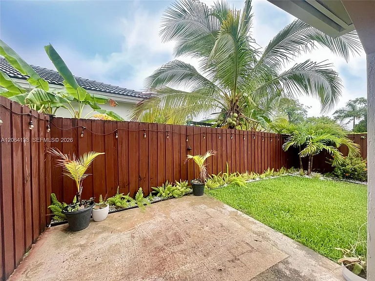 14121 SW 130th Ave — Photo 25