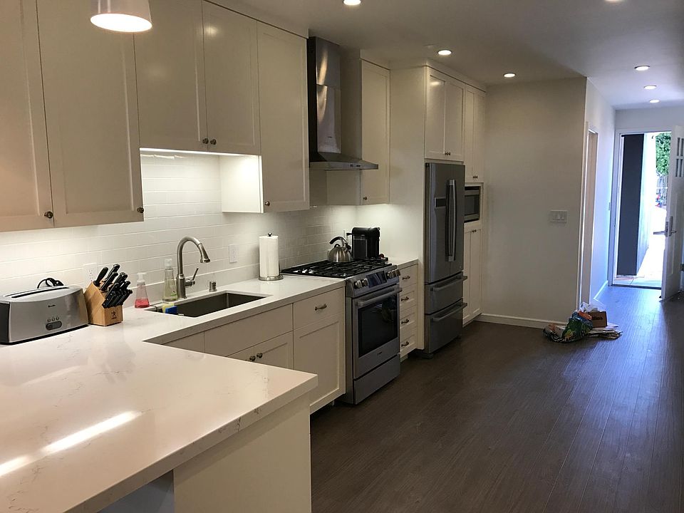 1st image of 350 15th Ave #A