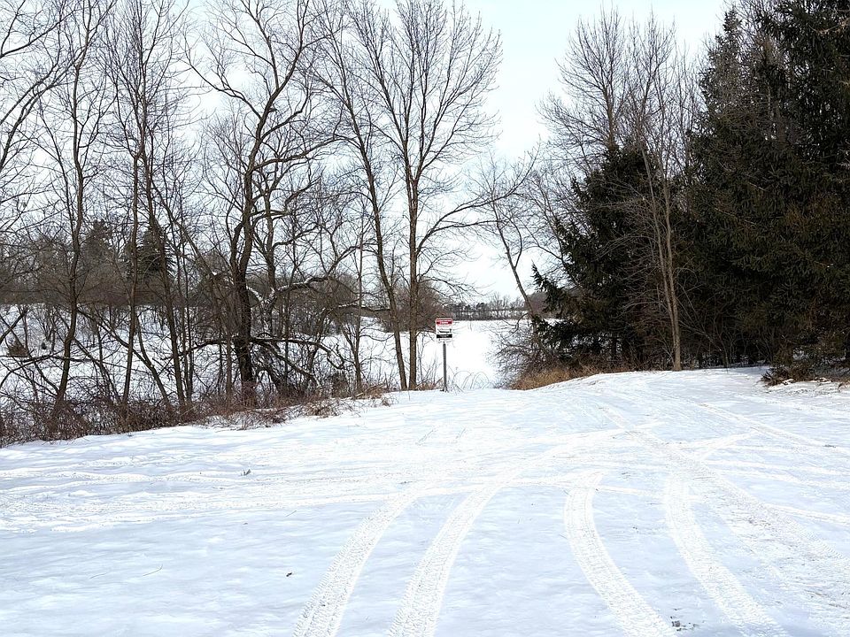 2nd image of 7th Ave