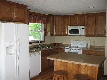 3rd image of 790 Northhaven Dr