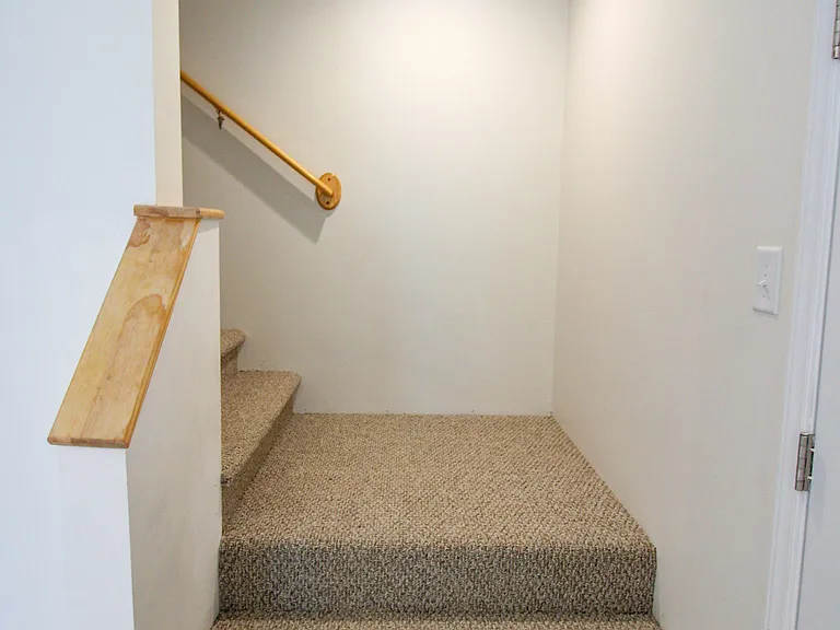 Midway Townhome — Photo 48