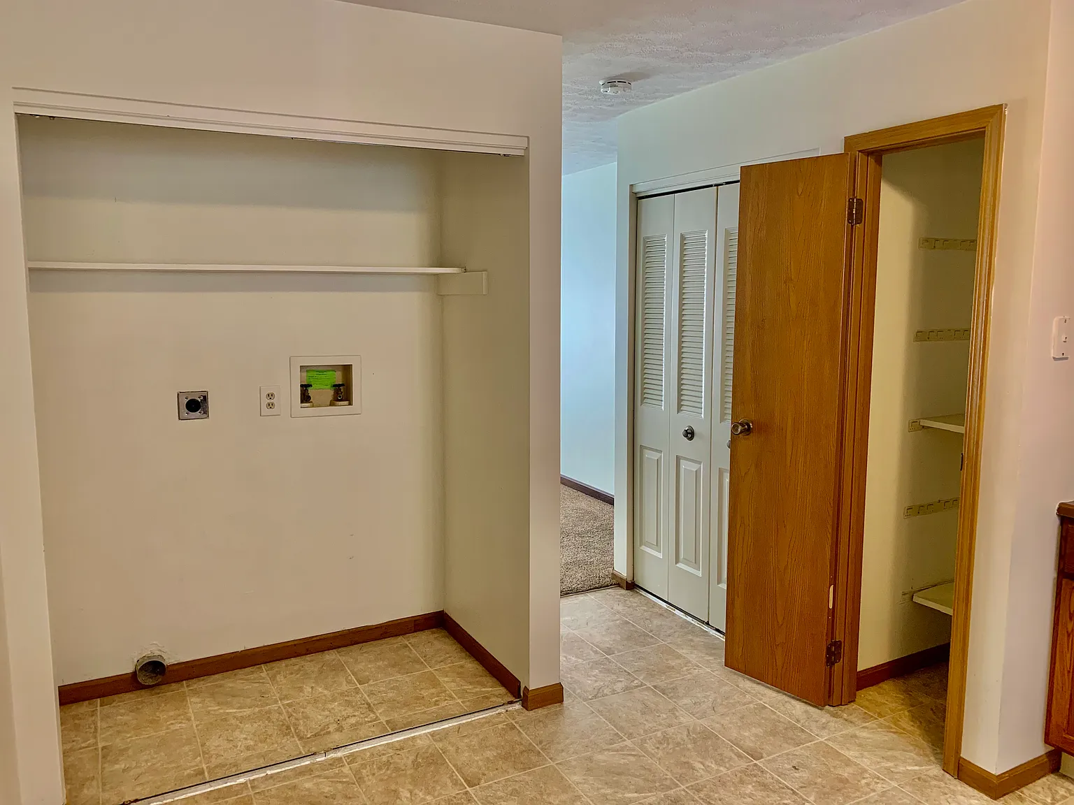 2 bed, 850 sqft, $1,100 — Photo 4