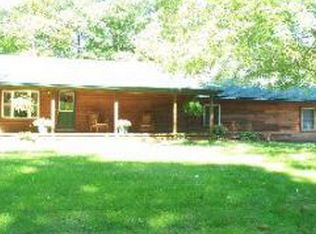 9414 S Chapel Hill Rd, Heltonville, IN