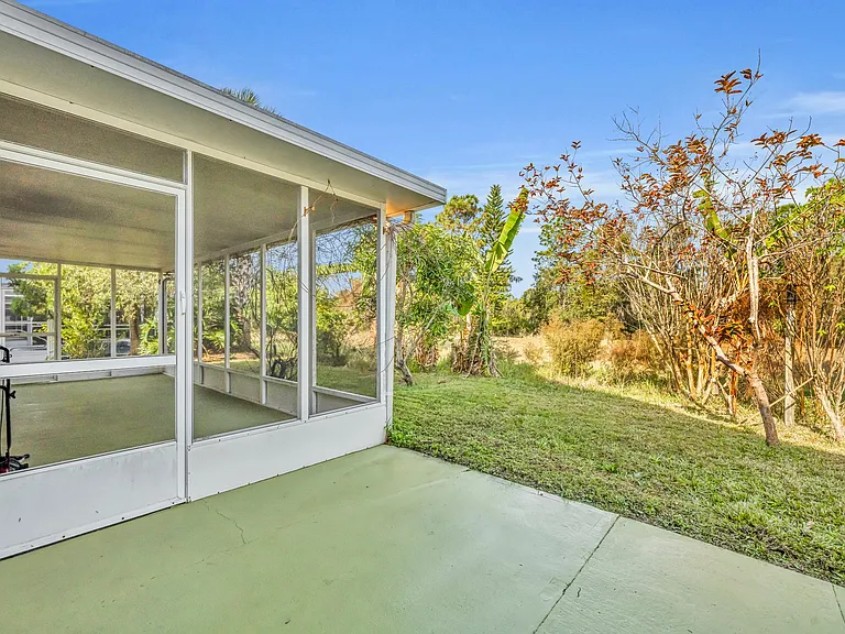 3136 Crystal Creek Blvd — Photo 37