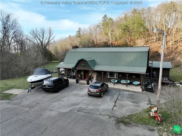 1315 Charleston Rd, Ripley, WV 25271