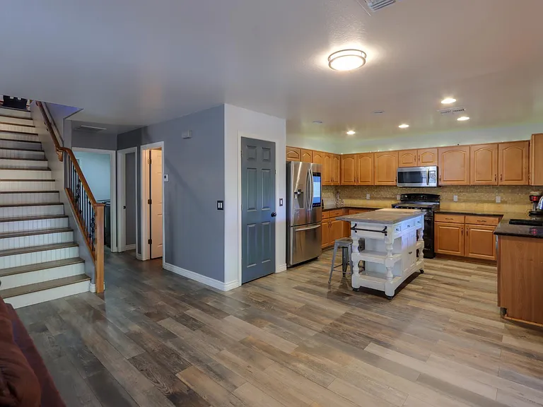 204 S La Amador Trl — Photo 9