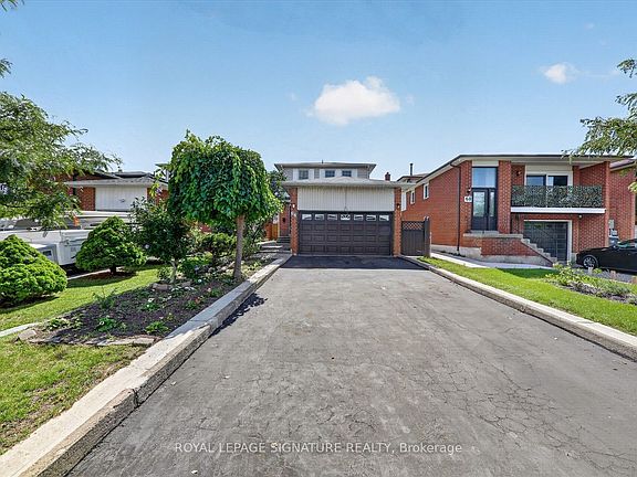 2nd image of 66 Martindale Cres