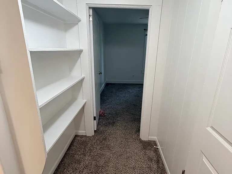 325 S 2nd St #204 — Photo 12