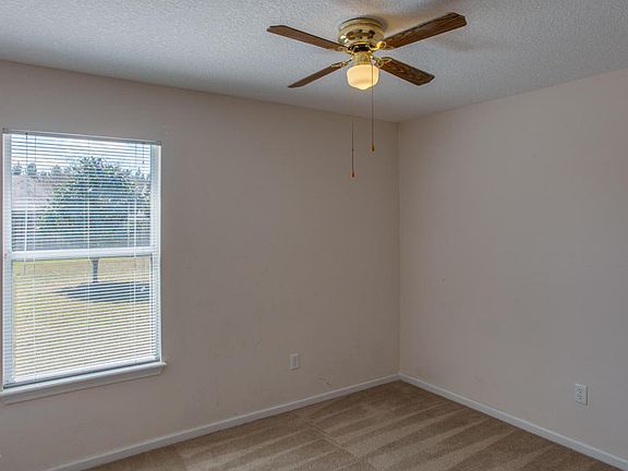 4th image of 1817 Woodstone Way