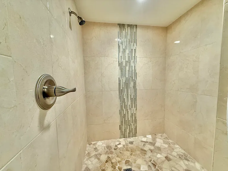 176 Helios Dr #203 — Photo 32