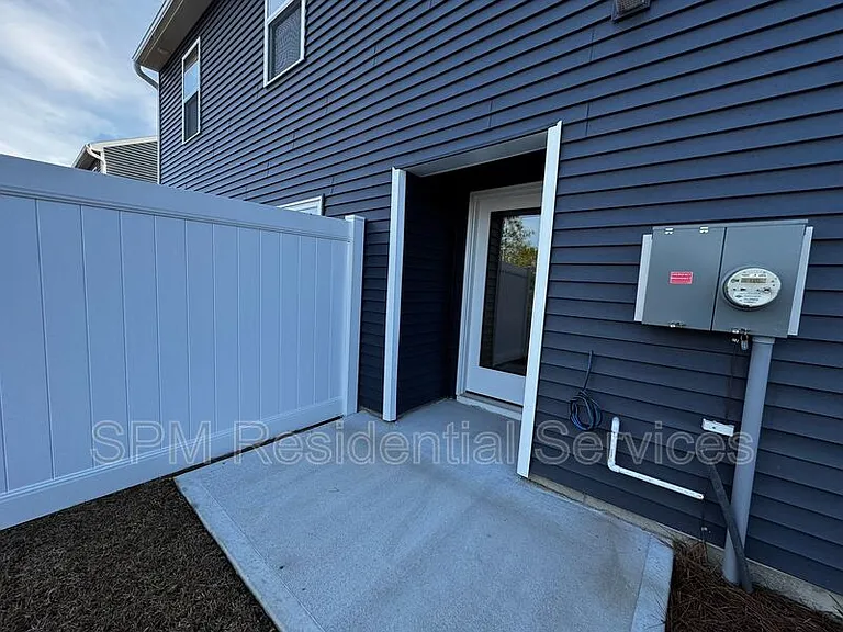 3178 Lobelia Ln — Photo 17