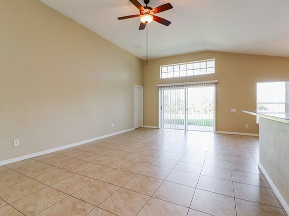 4th image of 5612 Terrain De Golf Dr