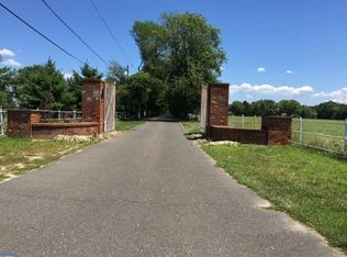 1414 Old Indian Mills Rd, Shamong, NJ 08088