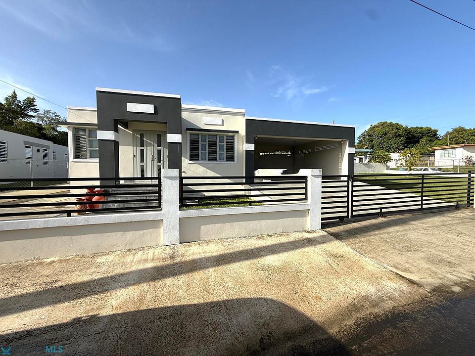 1st image of 55 Caimital Alto