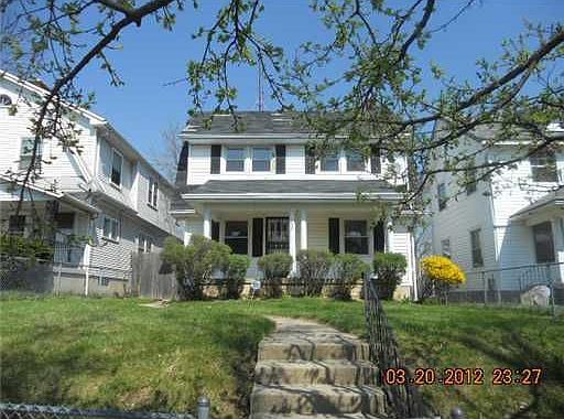 1st image of 623 W Norman Ave