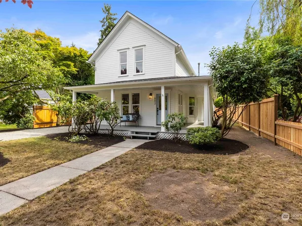 602 3rd Avenue NE, Puyallup, WA 98372