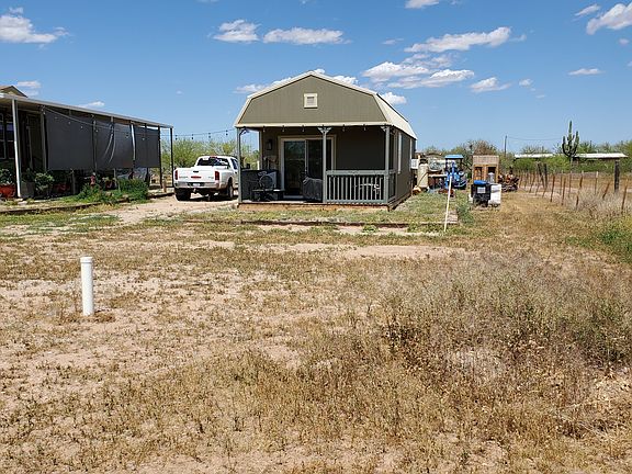3rd image of 17525 W Quemado Ln