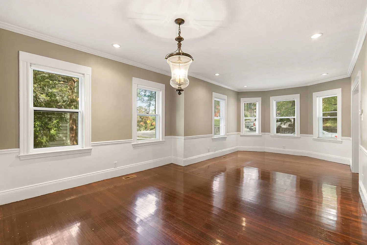 51 Wolcott Rd — Photo 1