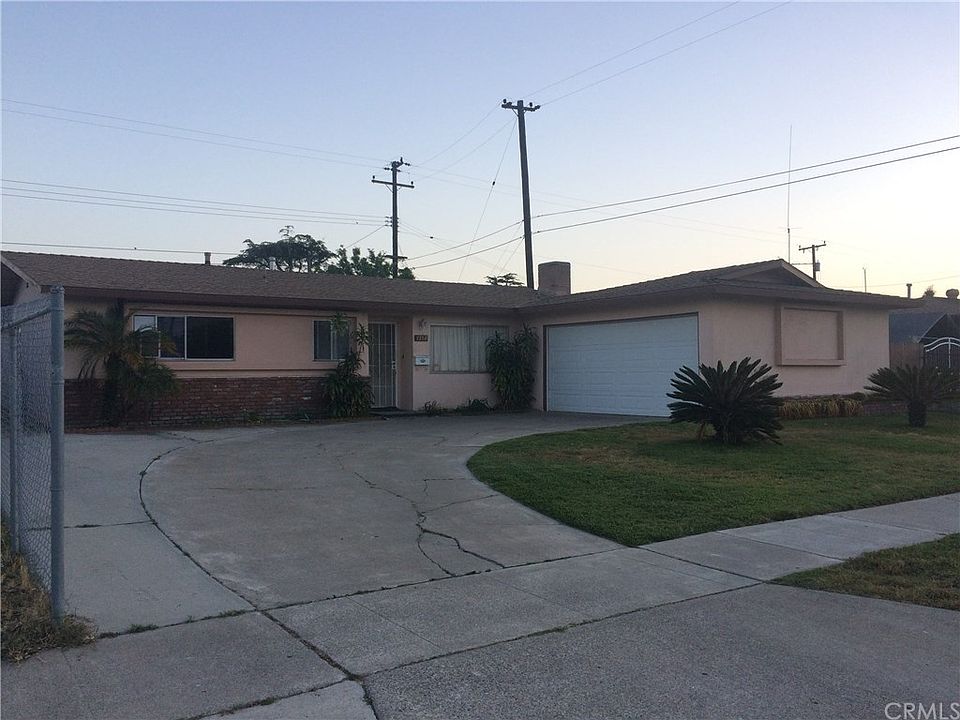 1st image of 3354 W Olinda Ln