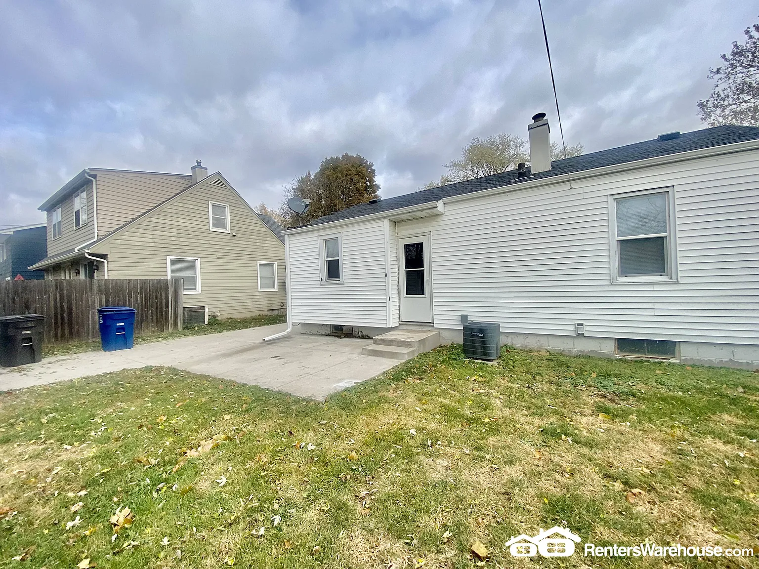 Two Bedroom House — Photo 3