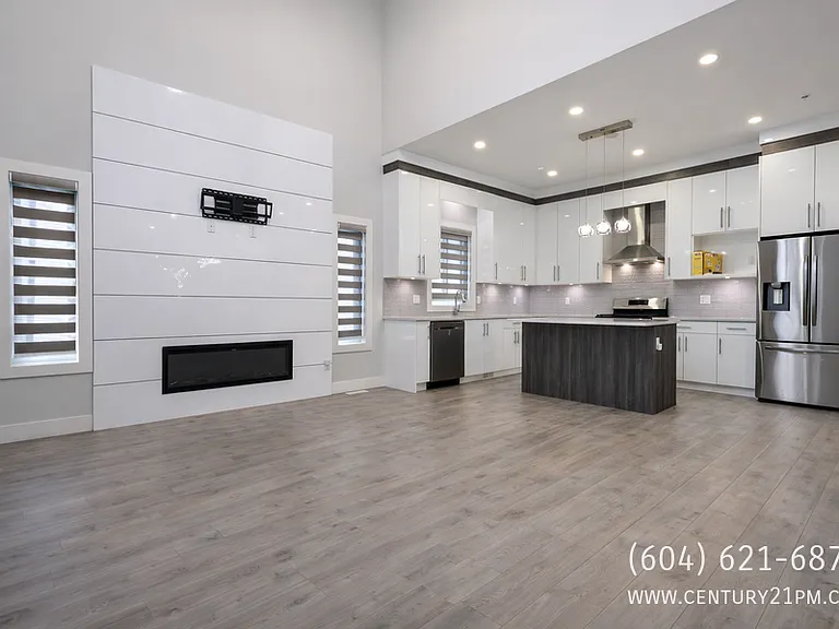 36701 Carl Creek Cres #UPPER — Photo 3